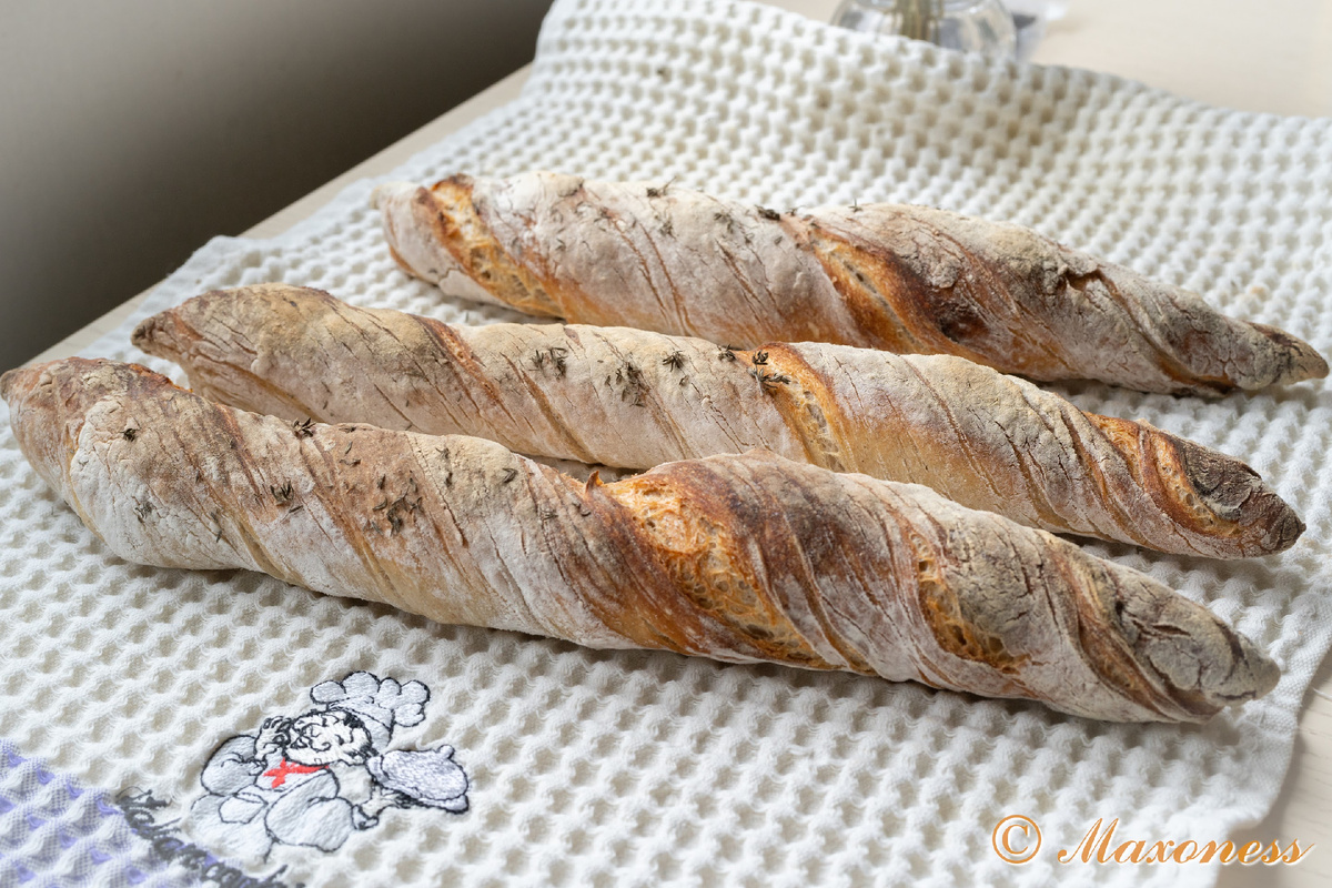 Крученые багеты на закваске. Французская кухня