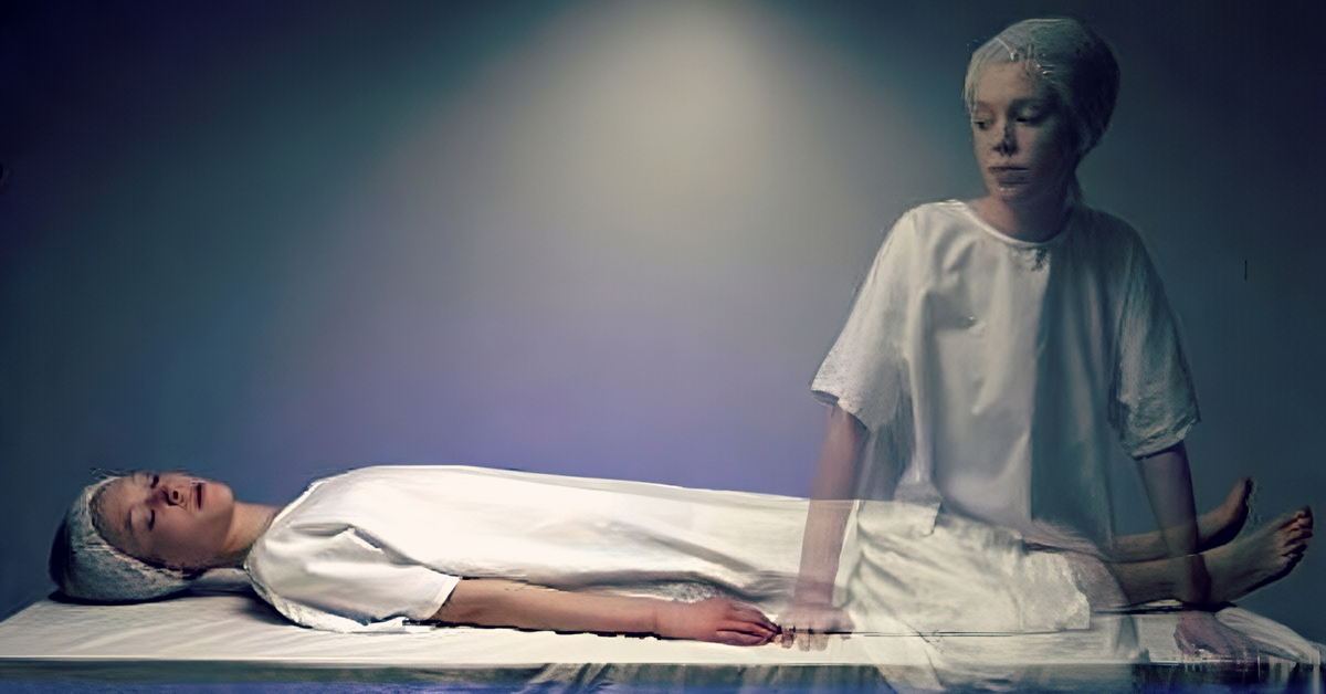 Констатировали клиническую смерть: пульса не было, дыхание отсутствовало. 