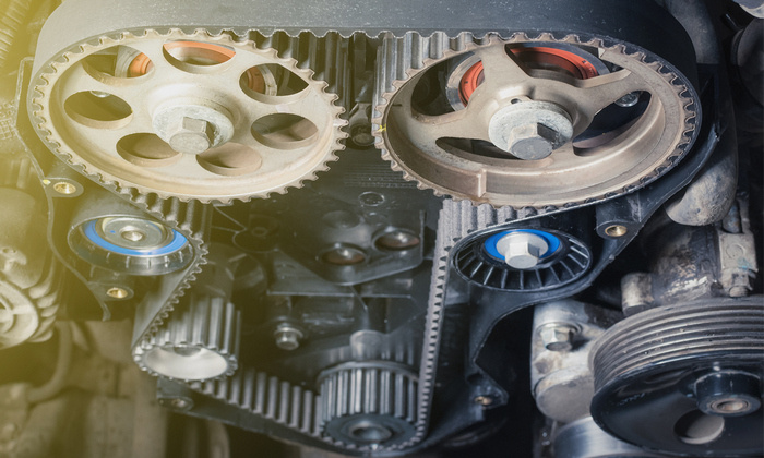 Ремень нужно постоянно проверять. /Фото: evakuatop.ru.