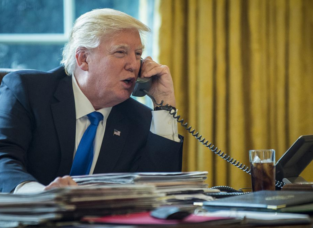    Телефонный разговор Дональда Трампа и Владимира Путина / Источник: Live-news-today.com