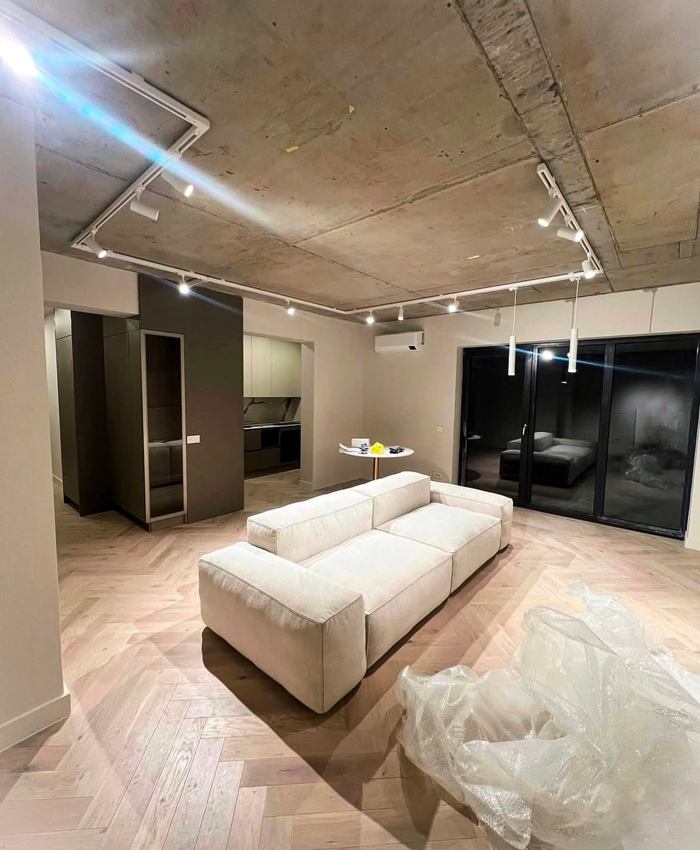 Тот случай когда диван выглядит на много дороже чем стоит. Наша переосмысление дизайна дивана BONALDO. Это наш диван KRAFT