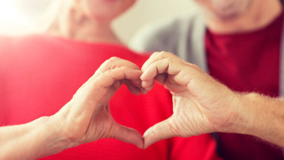    В Госдуме предложили выплачивать супругам деньги на юбилей совместной жизни Андрей Галкин