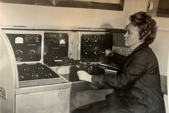    Галина Слюнкова за работой