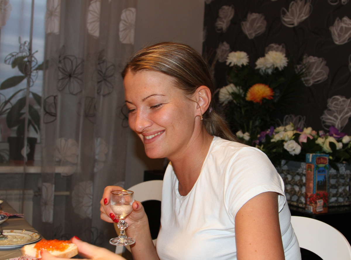 Автор в былые времена. Не пью пять лет, совсем. И не страдаю. Изменила окружение, поменяла среду, перестрадала, успокоила свою систему вознаграждения. Решила раз и навсегда, что выбираю жизнь.