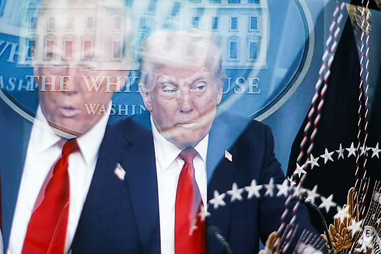    «Трамп может пообещать закрыть глаза на укрепление отношений между РФ и Ираном, на укрепление позиций России на Кавказе и на то, что мы заходим с юга Кавказа на Сирию».   
Фото: © Artem Priakhin / Keystone Press Agency / www.globallookpress.com