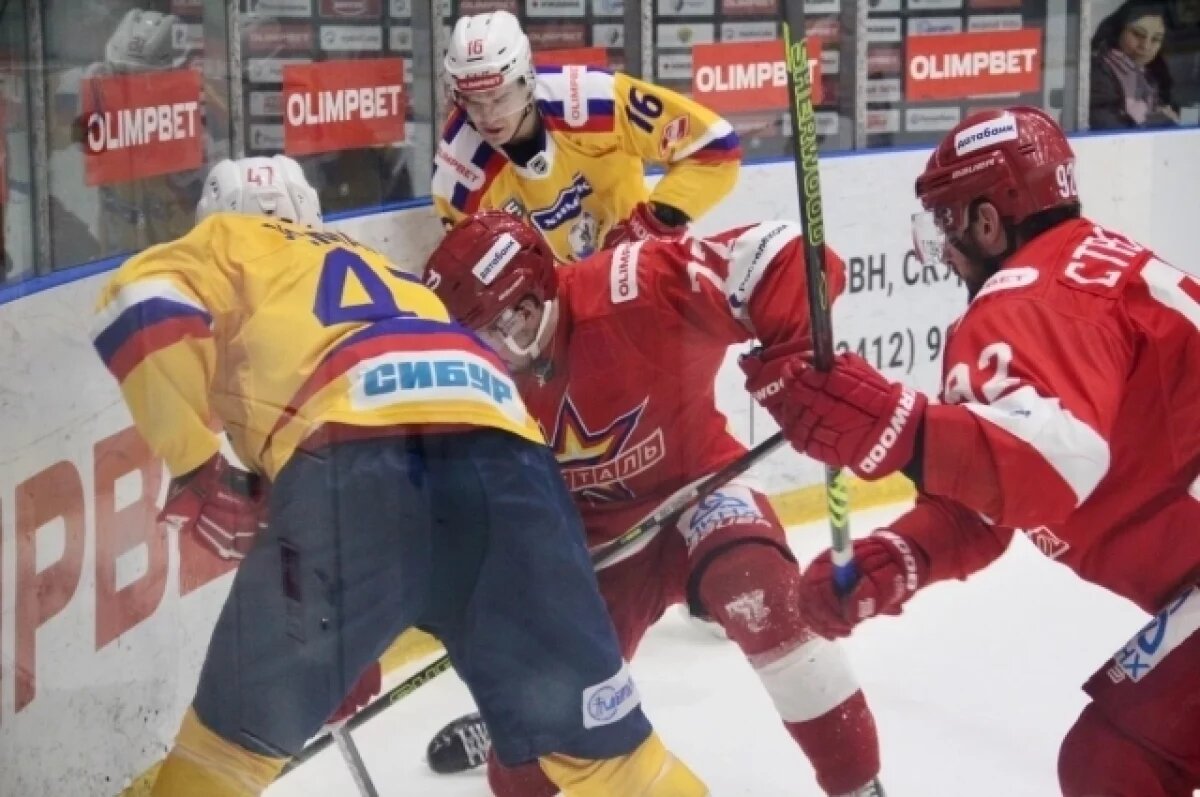    Матч «Ижстали» с «Химиком» завершился очередным поражением