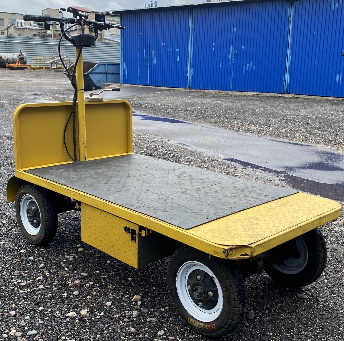 наша помощница