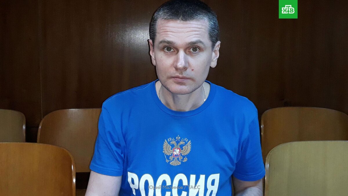    Освобожденный в США Винник прилетел в Москву