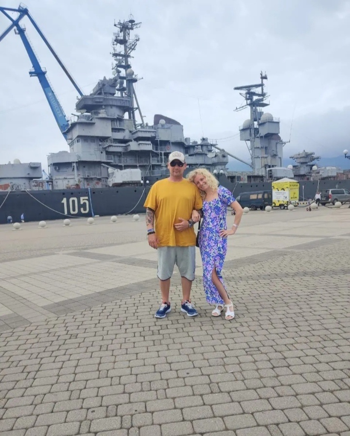 Крейсер впечатляет своими размерами. Трудно уместить его целиком в кадр