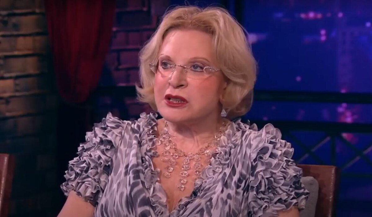     У звезды сериала "Кухня" Людмилы Максаковой начались серьезные проблемы со здоровьем