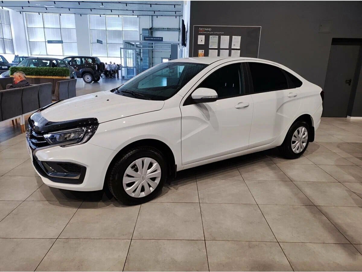 Красивый авто, но вот цена(