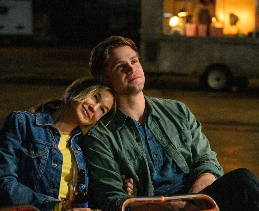 Кадр из фильма "Бриджит Джонс: Без ума от мальчишки".