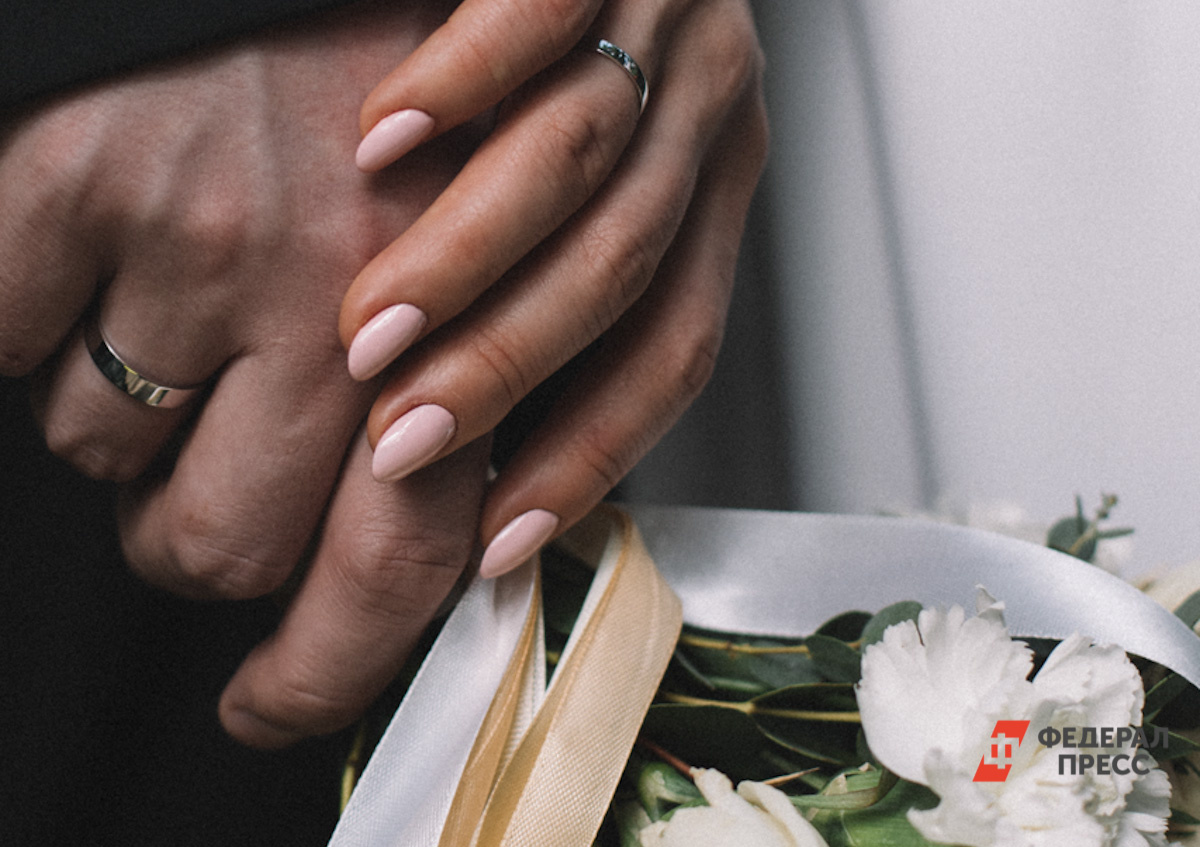 Но есть и те, кто заключили брак.  Фото: Фото: ФедералПресс / Евгений Поторочин