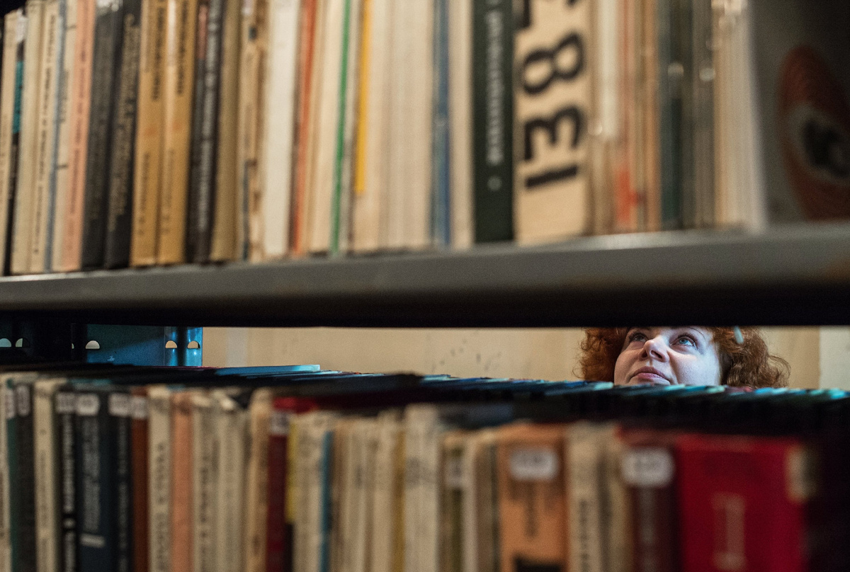 Книги на полке © Sputnik/Alexey Malgavko