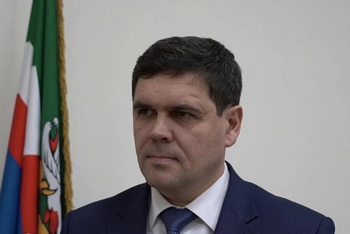    Глава Елизовского района официально покинул свой пост