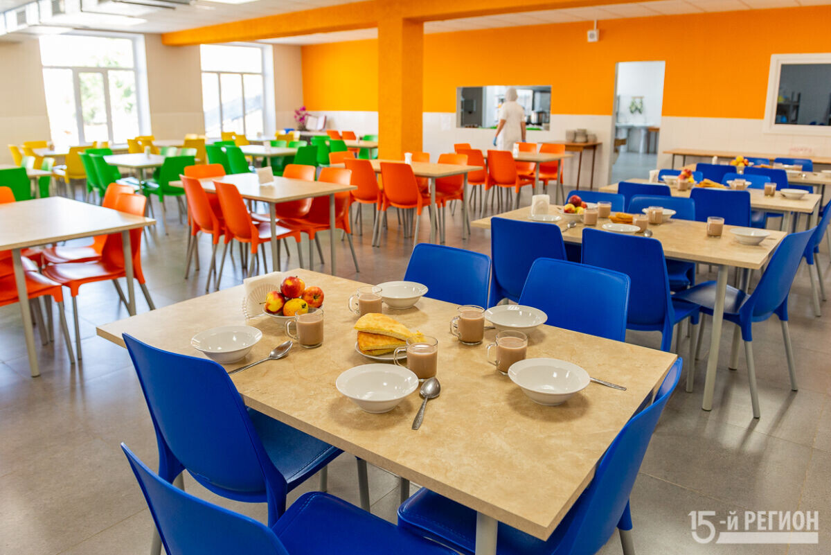 "Школьники Владикавказа стали питаться по обновленному меню". Фото: Константин 15-Фарниев 