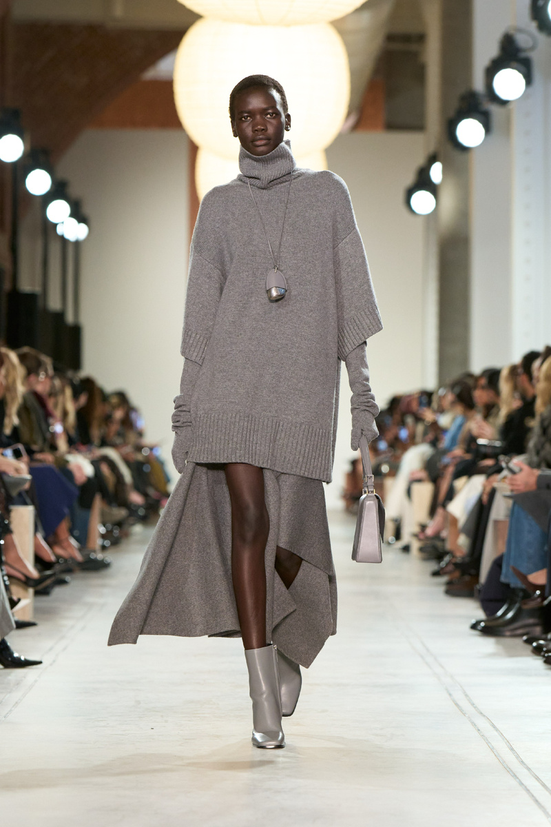 Michael Kors Fall 2025 Ready-To-Wear