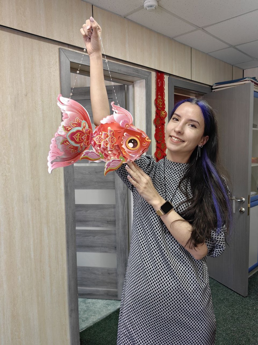 Китайский фонарик в виде рыбки, собранный собственноручно.