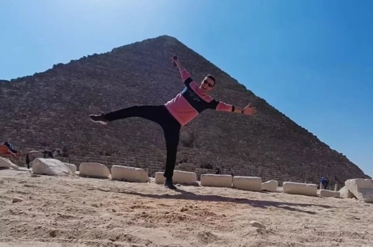    «Дарим не цветы, а гаджеты».