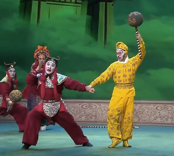 Роль Сунь Укуна почти всегда исполняется актёрами амплуа ушэн