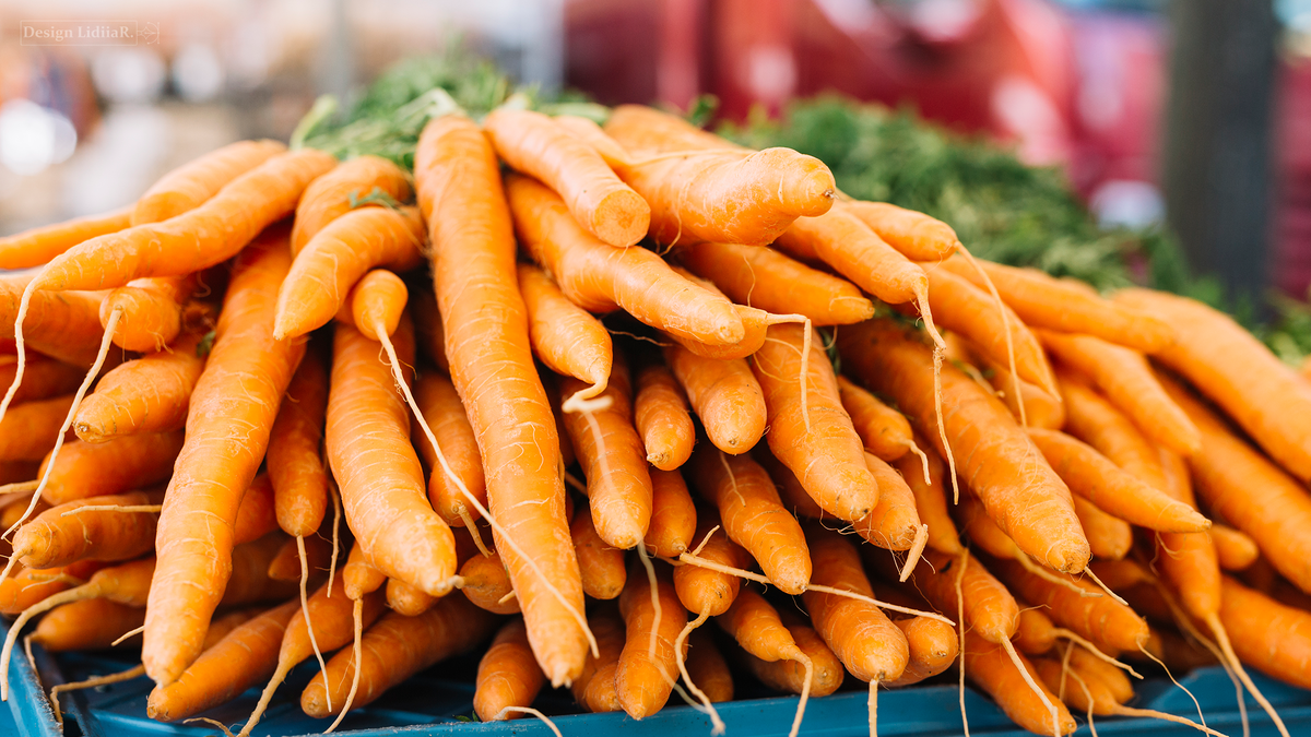 https://www.freepik.com/free-photo/stack-orange-harvested-carrots-farm-market_3366181.htm#fromView=search&page=2&position=2&uuid=cea7815a-27f8-43d2-8e33-6872f72fc87e&query=Korean+carrot