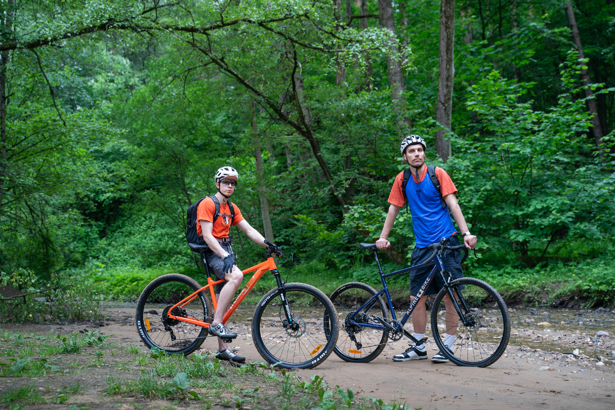 Велосипедисты на Alpinebike