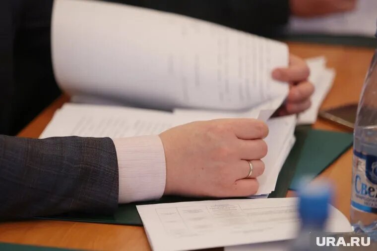 Конкурсная комиссия приняла документы от двух претендентов. Фото: Екатерина Сычкова © URA.RU