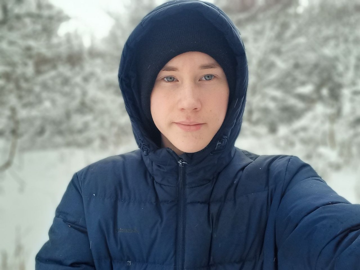 Дома в деревне. (Еще до первых высыпаний ветрянки)