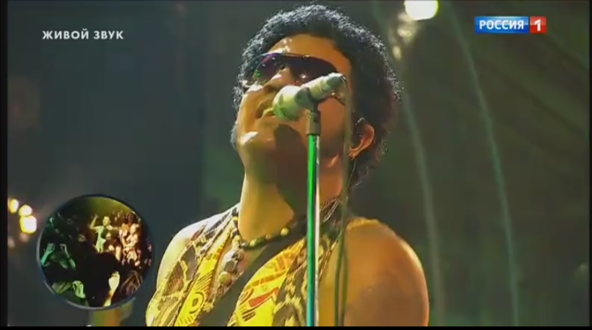 Фото-кадр из шоу "Один в один" (Россия-1)