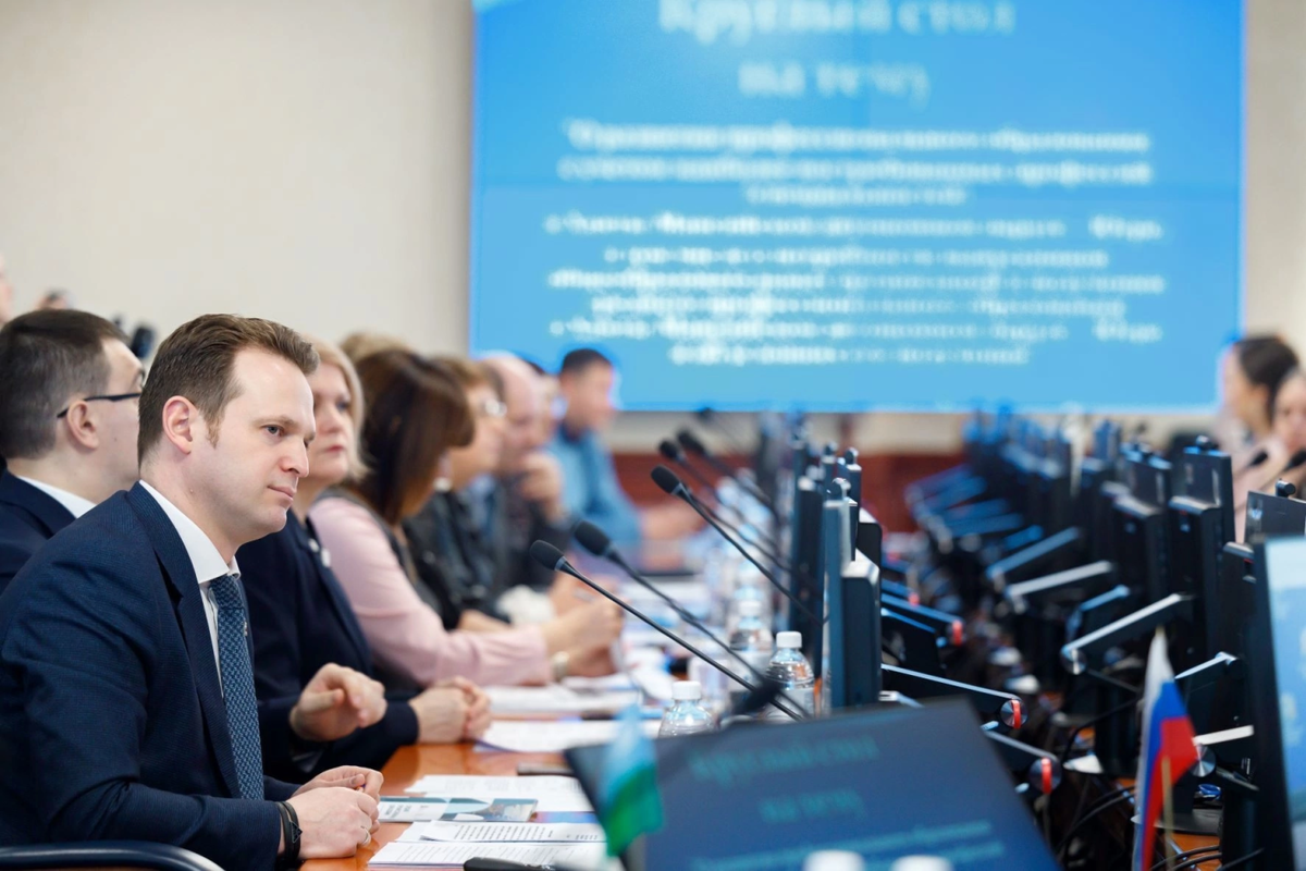    89,9% югорских выпускников трудоустраиваются в первый год после окончания учебного заведения