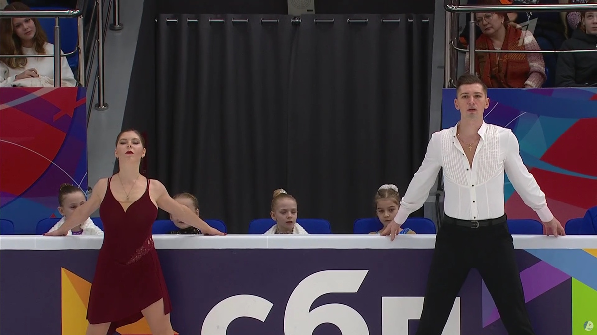 Анастасия Мишина и Александр Галлямов. Фото: стоп-кадр прямого эфира "Первого канала"