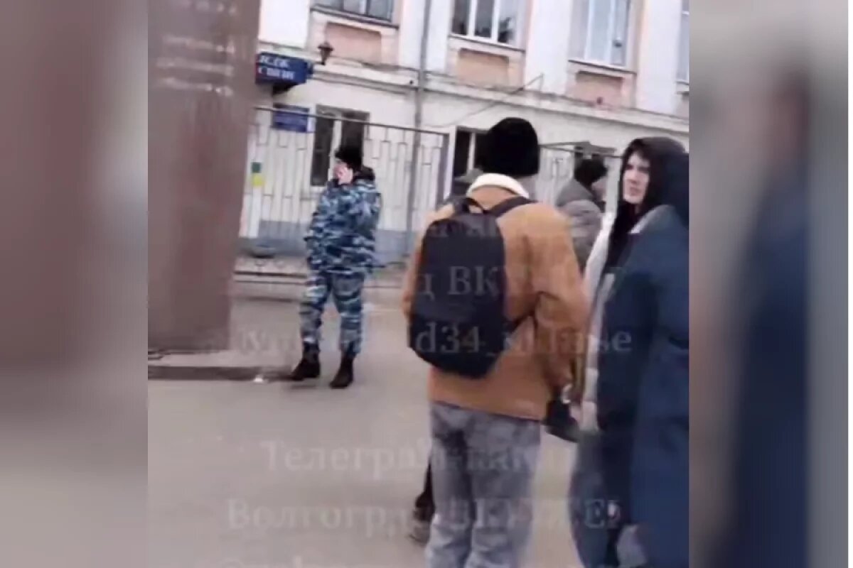    Студентов колледжа эвакуировали 14 февраля в Волгограде