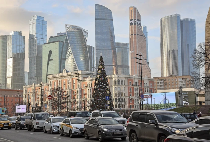 Дела идут на удивление хорошо: Скайлайн в Москве © EPA