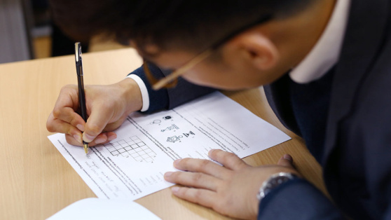    Рособрнадзор скорректирует проект приказа об оценке знания русского языка у детей мигрантов Роман Захаров