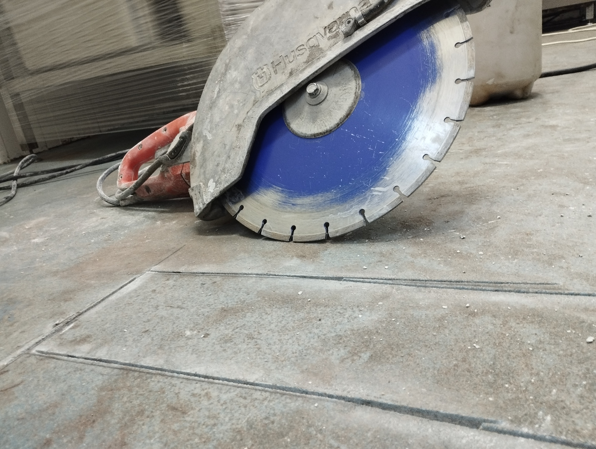 Устранение выбоин и трещин