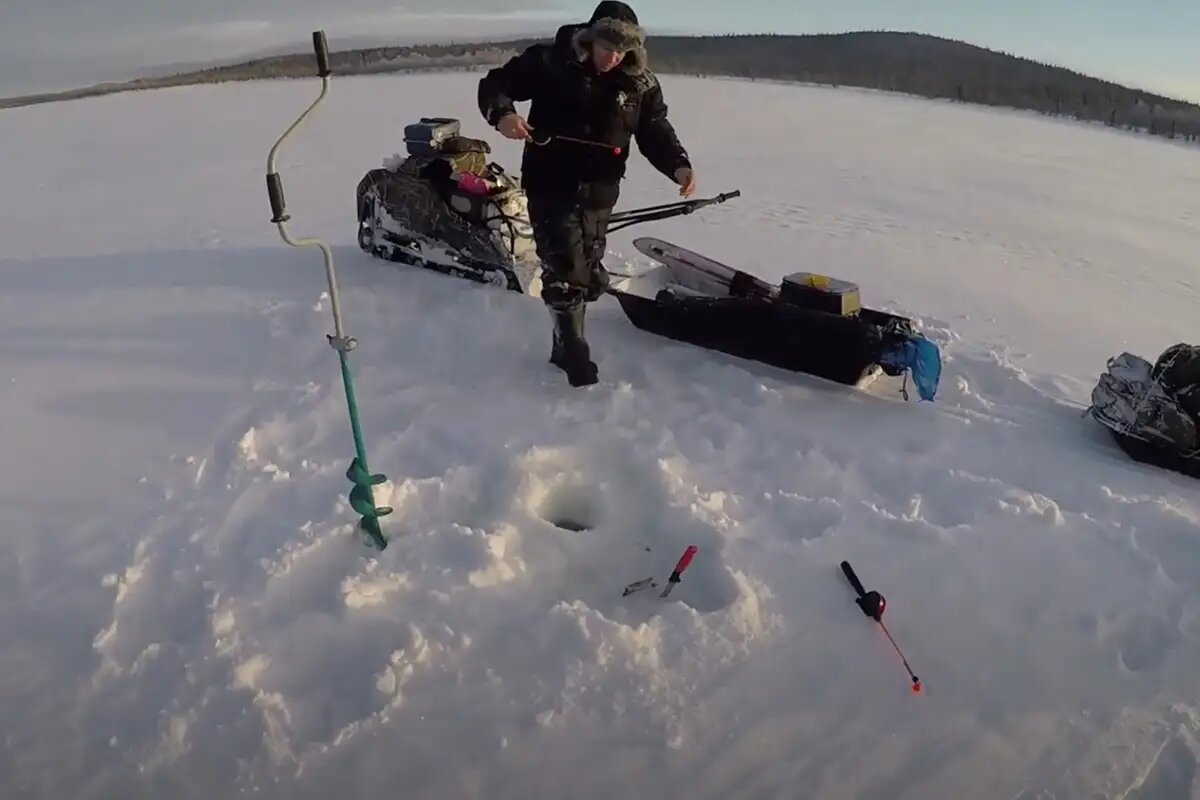    Рыбалка в Мурманской области. © YouTube/Fishing-Patrol