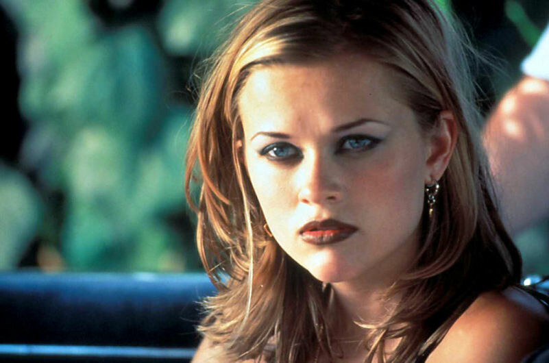 Шоссе (1996) Freeway. США, Франция.
триллер, драма, криминал. Режиссер: 
Мэттью Брайт. В ролях: Кифер Сазерленд, Риз Уизерспун, Вольфганг Бодисон, Дэн Хедайя, Аманда Пламмер, Брук Шилдс, Майкл Т. Уайсс, Боким Вудбайн, Гильермо Диас, Бриттани Мерфи и др.