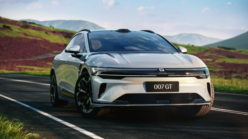 Новый Zeekr 007 GT