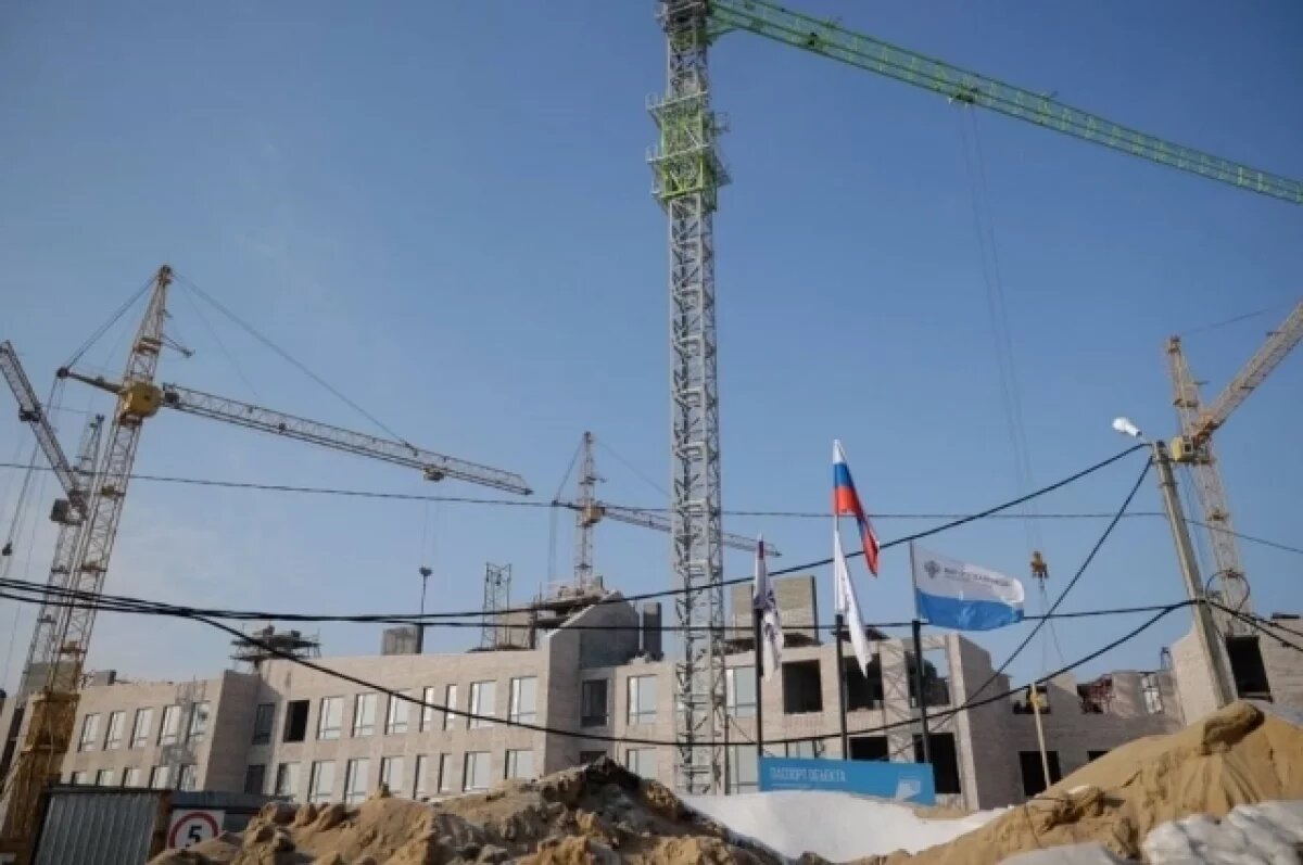    Гладков посетил стройплощадку школы в Белгородском районе