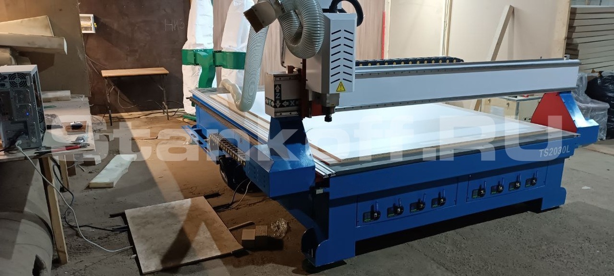  Фрезерный станок с ЧПУ TS 2030L (3,7 кВт)

