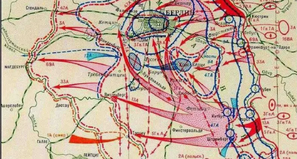 Взять Берлин раньше мая 1945 года. Разве такое было возможно? Но об этом позже говорили Маршалы Советского Союза Рокосовский и Чуйков