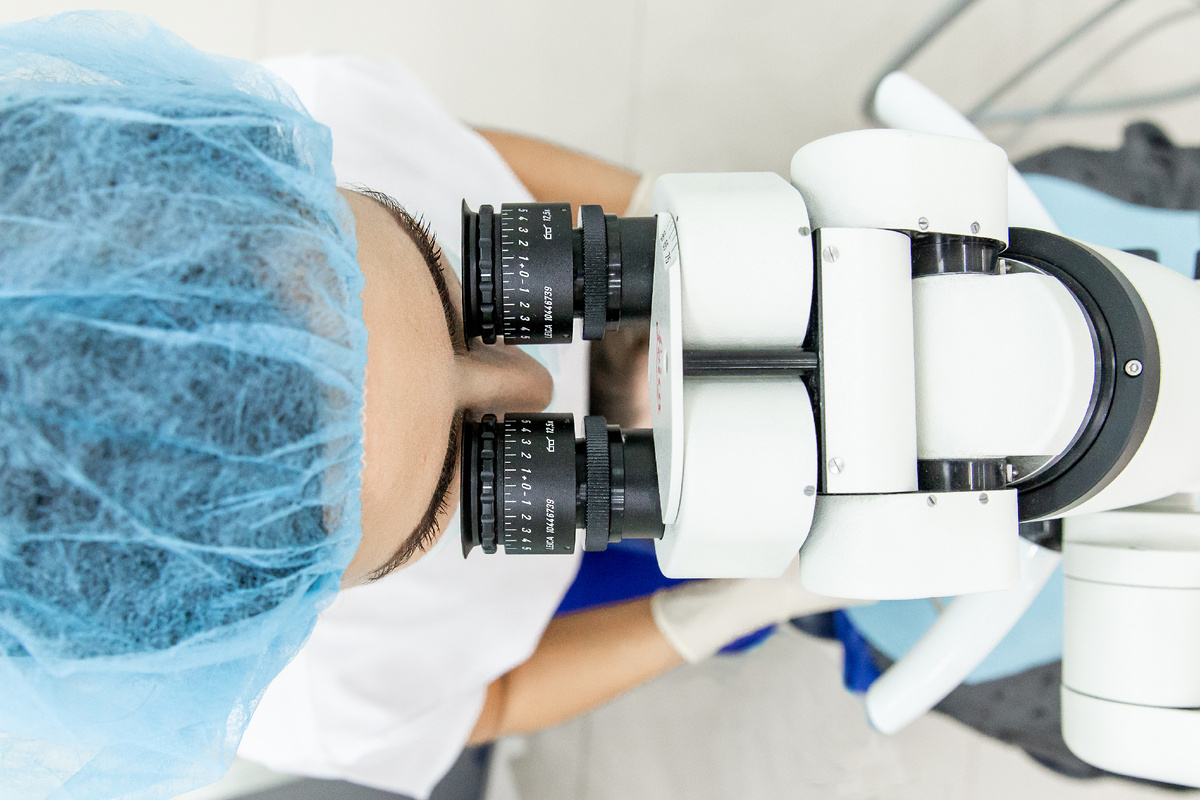 Дентальный микроскоп - необходимость для проведения качественного и чёткого лечения. 