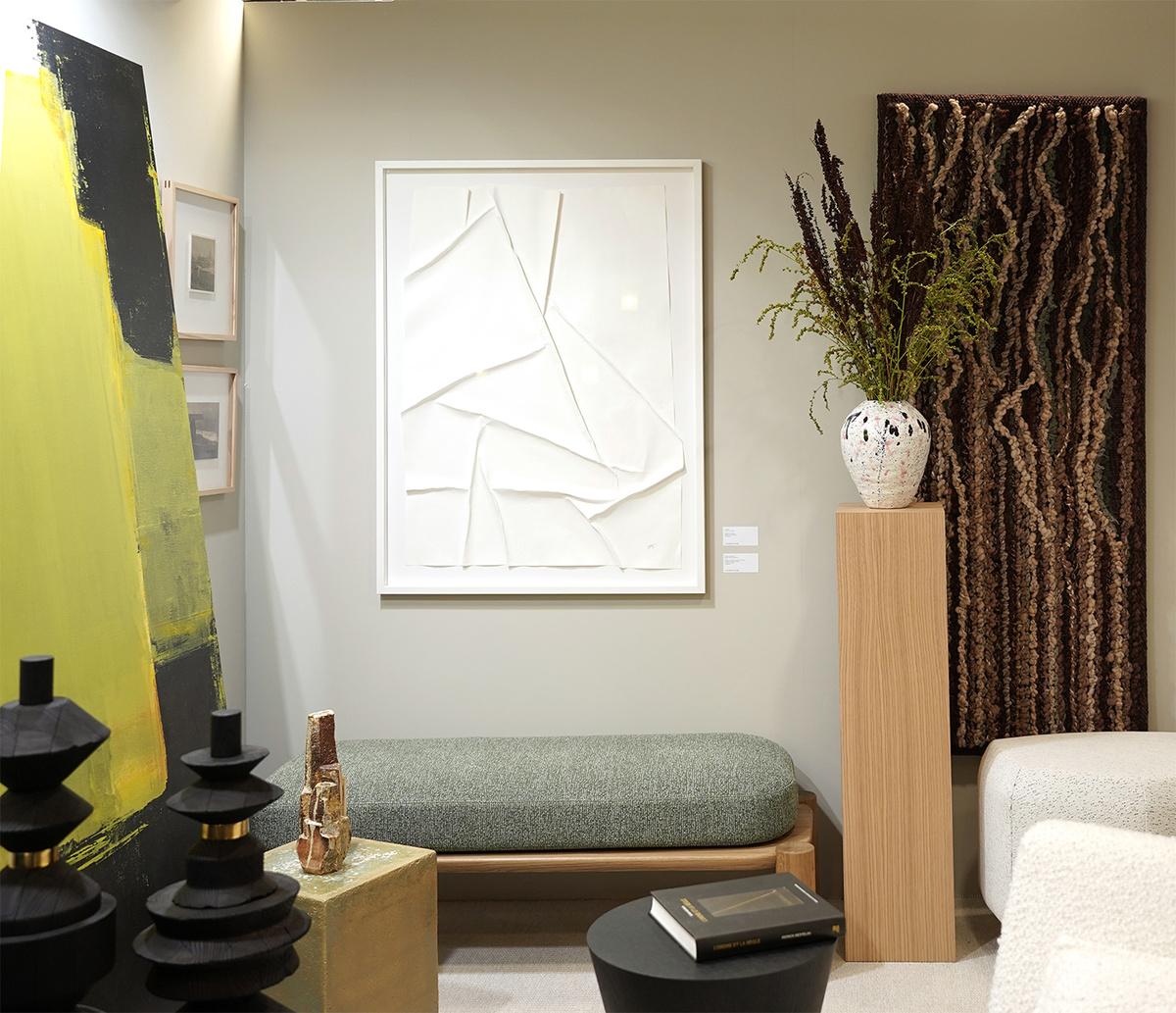 “Пространство белого”