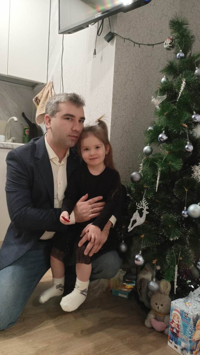 Сын с своей дочуркой