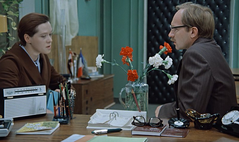 Кадр из фильма "Служебный роман", 1977 год