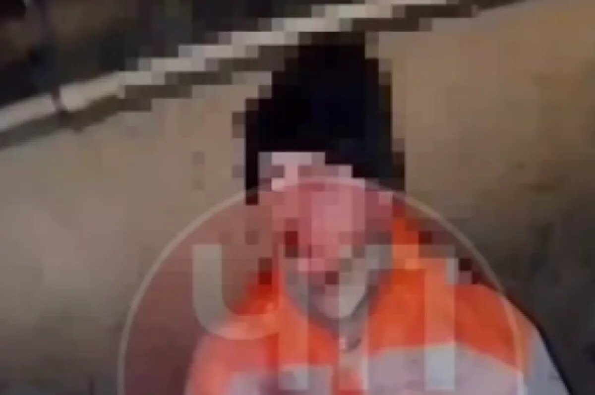    По предварительным данным, подростки били мужчину ногами и метлой