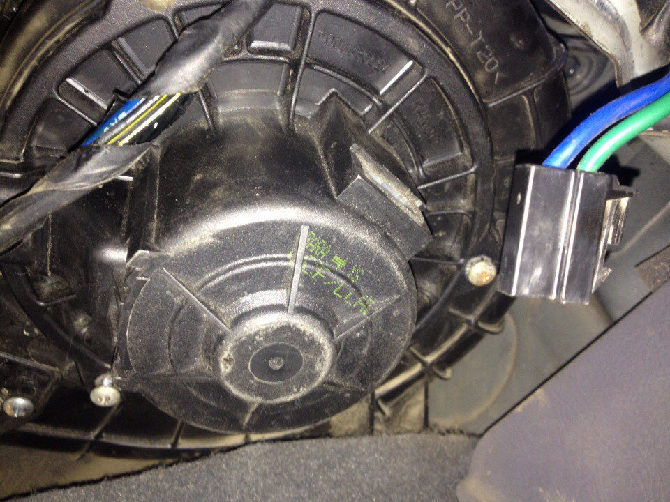 собственно почти все саморезы в кадре, думаю разберешься