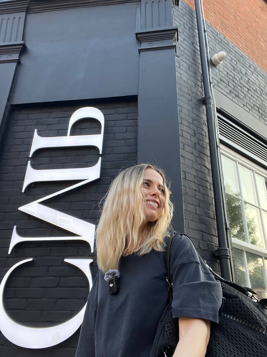 Я очень люблю свой колледж и безумно рада быть в команде профессионалов.