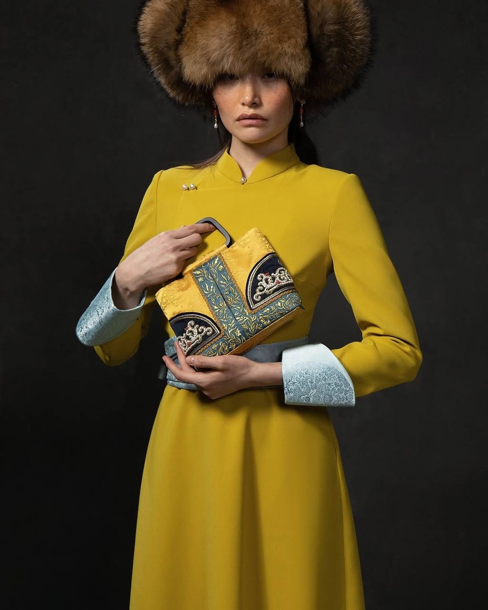 Монгольский модный дом Michel & Amazonka представил коллекцию «Various Treasures»