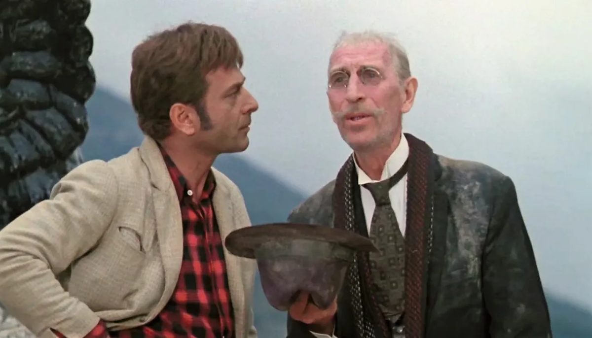 «Двенадцать стульев», к/с «Мосфильм», 1971, реж. Л. Гайдай. Источник  https://www.domkino.tv/